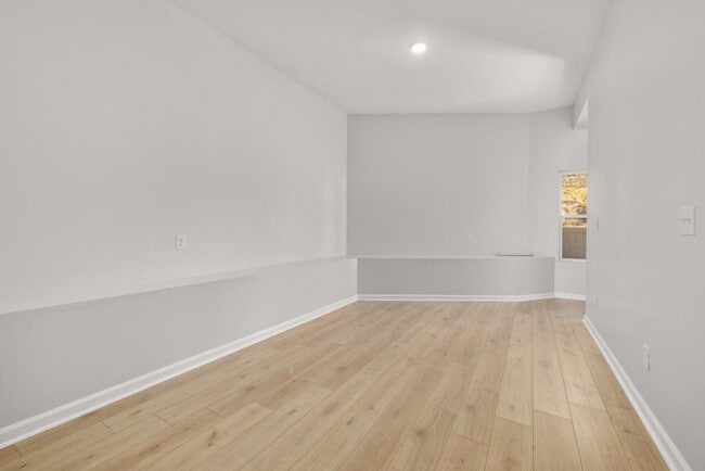 Building Photo - 4420 Ross Estates Ct SW