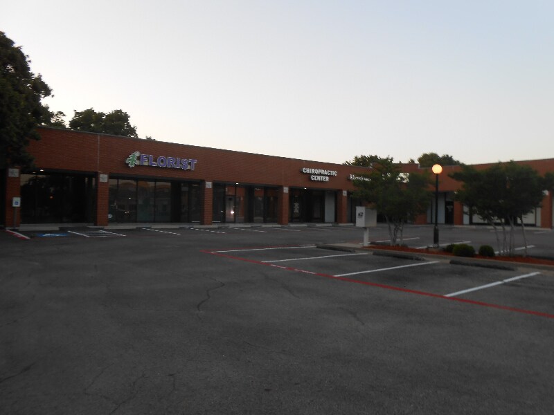 Building Photo - 3014 East US Hwy 377