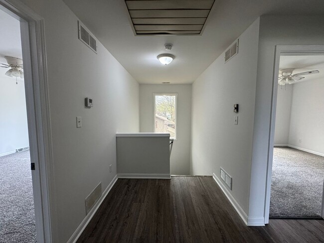 Building Photo - 201- 203 Briarcrest Ct