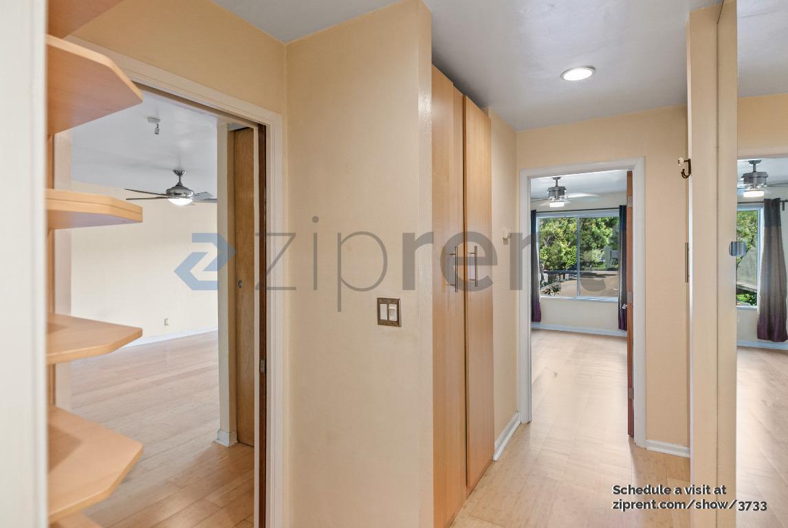 Building Photo - 955 Shorepoint Ct