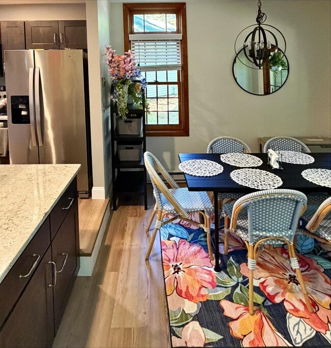 Building Photo - 20 Golf View