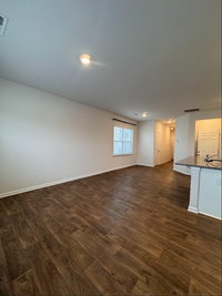 Building Photo - Stylish 3-Bedroom Townhome with Modern Ame...