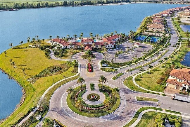 Building Photo - 11720 Waterway Cir