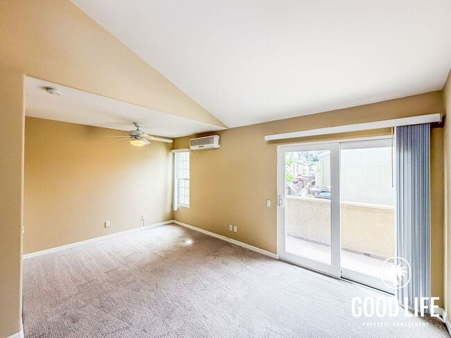 Building Photo - 5404 Balboa Arms Dr