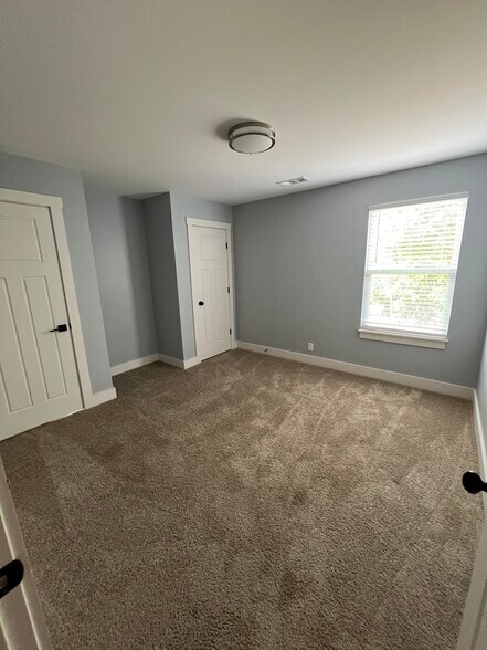 Building Photo - 528 Stevenson St