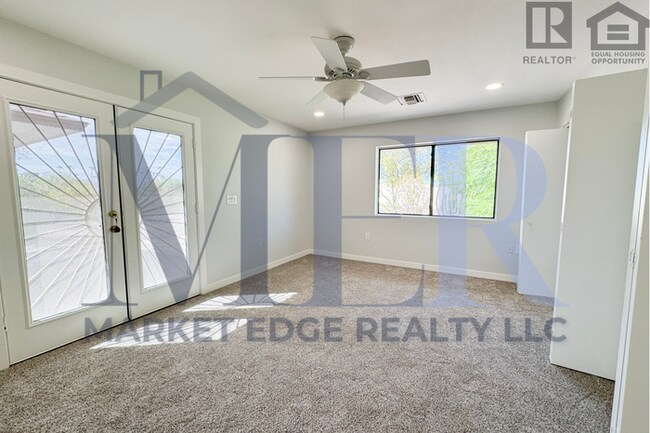 Building Photo - 3Bed/3Bath Home in 55+ Community in Sun Ci...