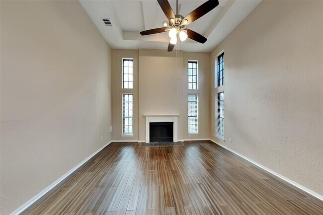 Building Photo - 2150 Paso Rello Dr