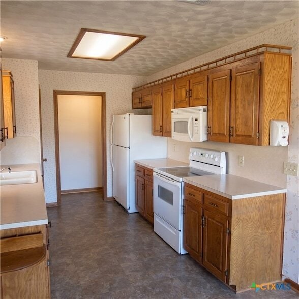 Building Photo - 1107 Tyler Dr