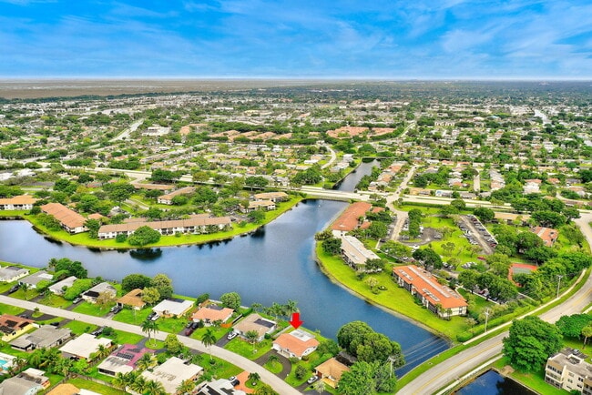 Building Photo - 9603 NW 67th Ct