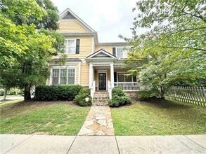 Building Photo - 1541 Gilstrap Ln NW