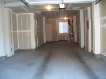 Building Photo - Nor Cal Realty, Inc. - 2 bedroom, 2.5 bath townhouse with 2 car garage