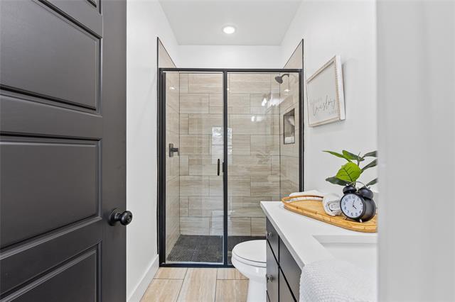 Building Photo - 1900 Rosemary