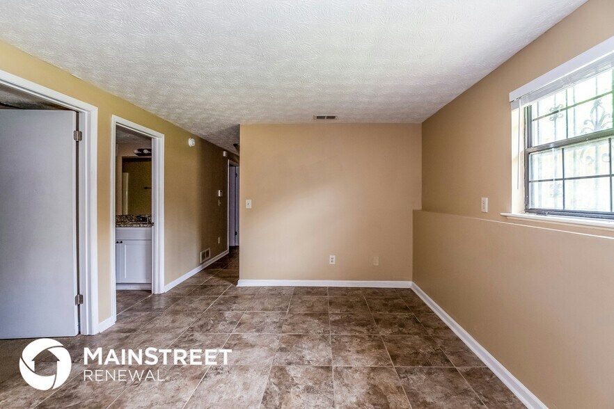 Building Photo - 1306 Muirforest Dr