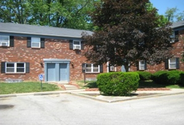 Primary Photo - Yorktown Courts