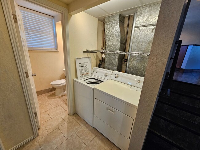 Building Photo - Charming 3-Bed, 2-Bath Tri-Level Home with Spacious Backyard & Gazebo