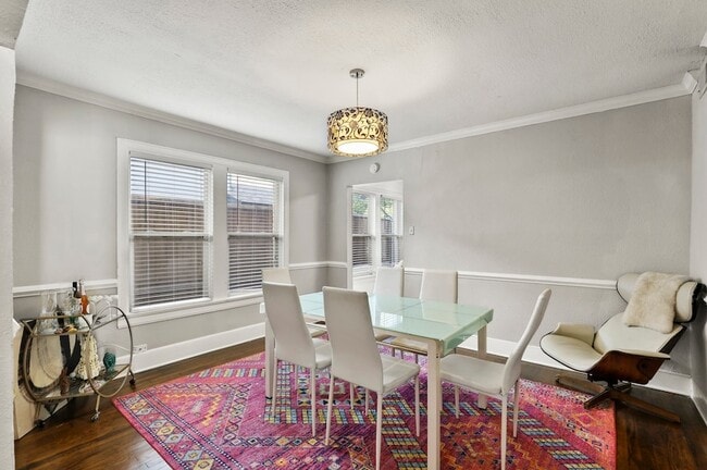 Building Photo - 5807 Vickery Blvd