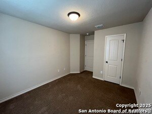 Building Photo - 6854 Lakeview Dr.
