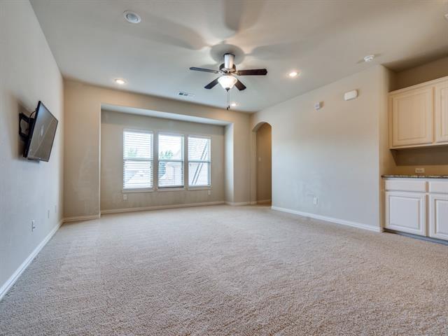 Building Photo - 1811 Marshall Dr