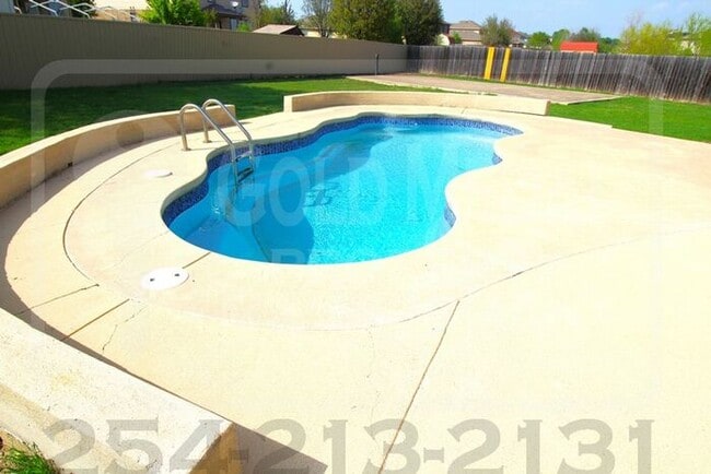 Building Photo - 505 Perseus Dr