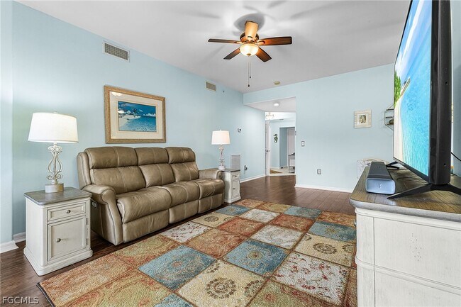 Building Photo - 2620 Somerville Loop