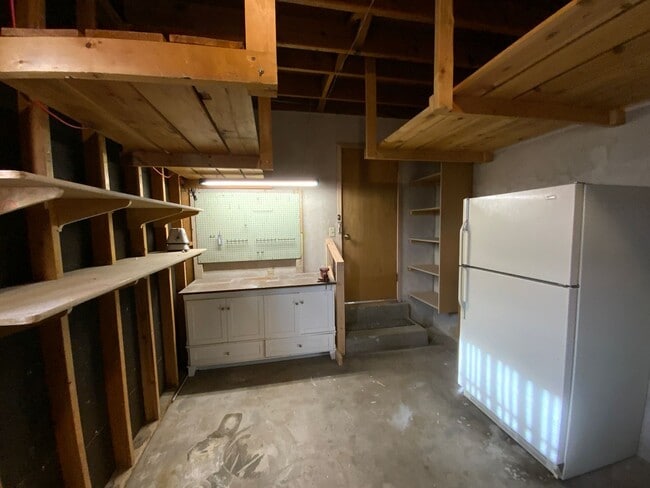 Building Photo - 3 Bedroom Single Story Home Available Near Eubank Blvd NE & Indian School Rd NE!