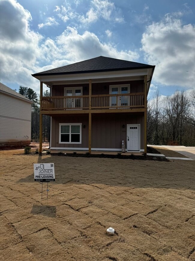 Building Photo - 4 Bedroom/4Bath off Will Hunter Rd. Pre-leasing Now!