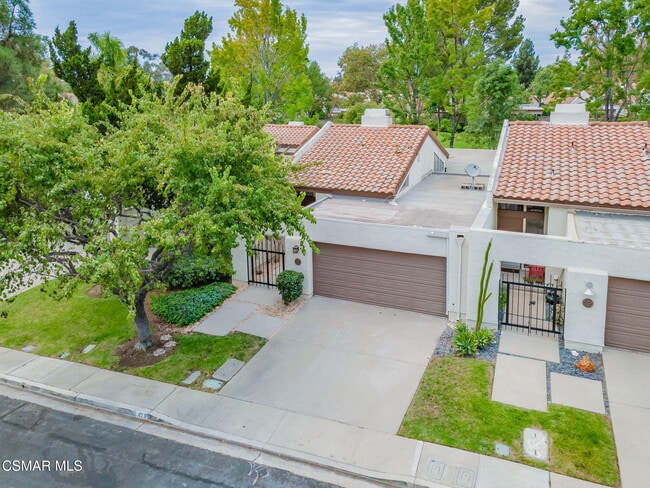 Building Photo - 673 Woodlawn Dr