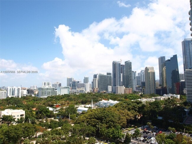 Building Photo - 1901 Brickell Ave