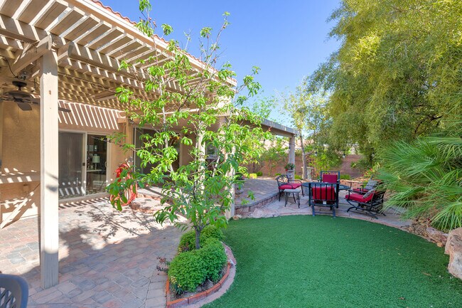 Building Photo - 7748 Jacaranda Hill Ct