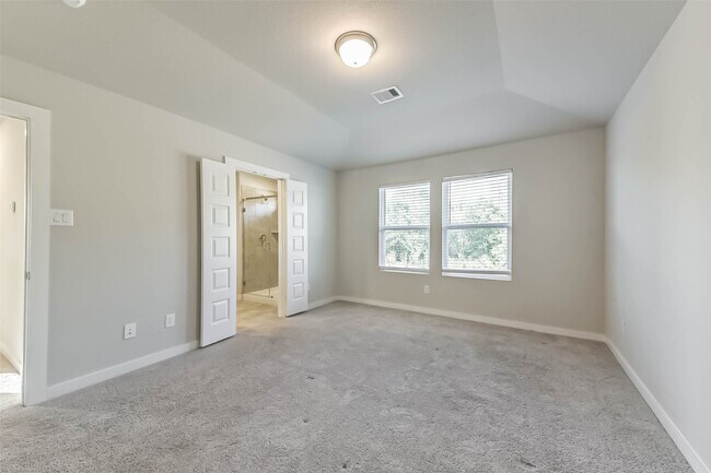 Building Photo - 5723 Madden Ln