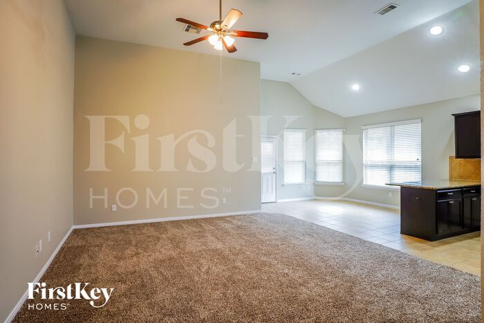 Building Photo - 6522 Claire Brook Dr