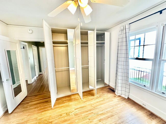 Building Photo - 441 Jackson St