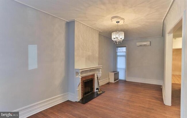 Building Photo - 855 N 24th St