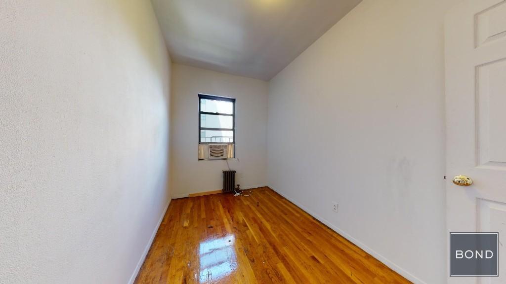 Building Photo - 94 Third Avenue