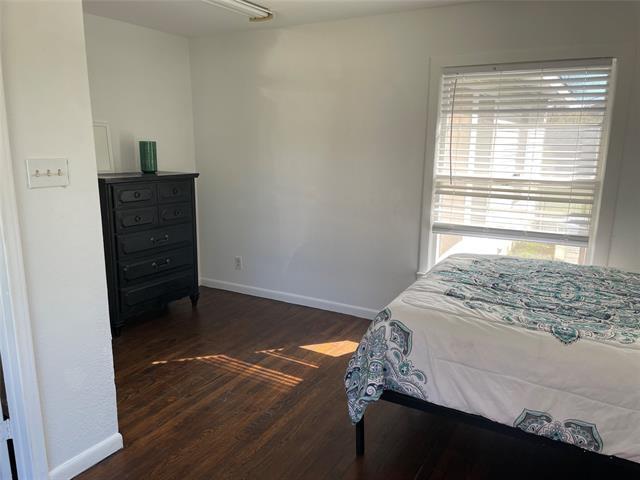 Building Photo - 3563 South Dr