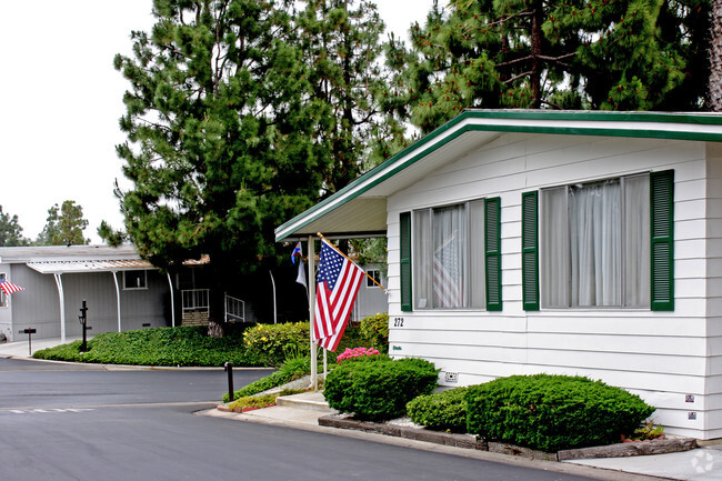 Building Photo - Forest Gardens Mobile Home