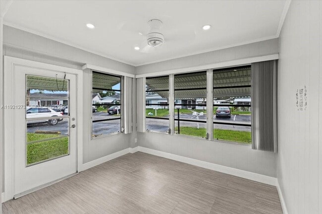 Building Photo - 1020 NW 88th Ave