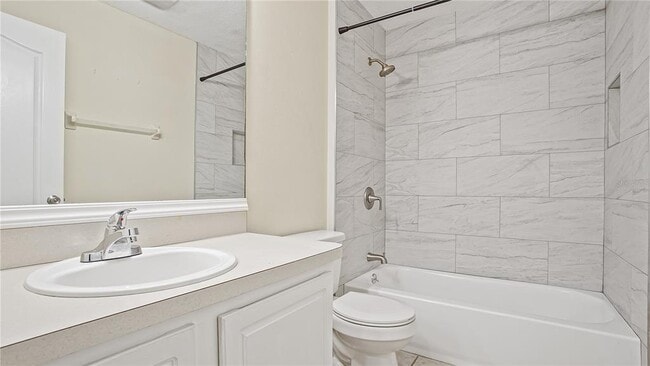 Building Photo - 774 Princeton Dr