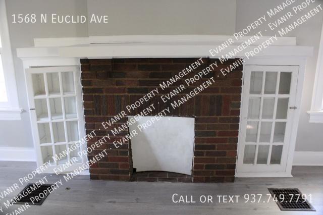 Building Photo - 1568 N Euclid Ave
