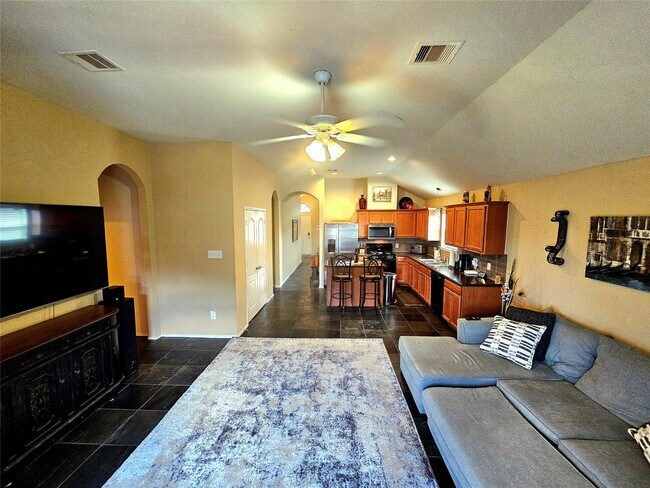 Building Photo - 3418 Dorsey Ln