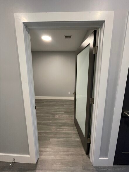 Building Photo - 367 Western Ave