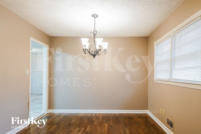 Building Photo - 4245 Springdale Cir