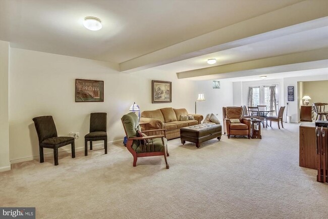 Building Photo - 350 Tannery Dr