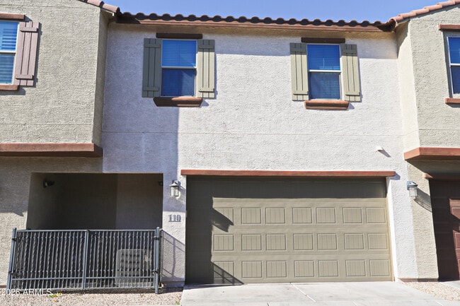 Building Photo - 3855 S McQueen Rd