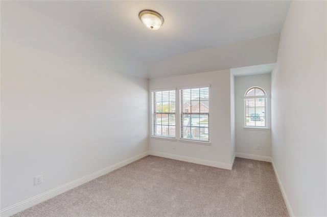 Building Photo - 272 Tallgrass Dr
