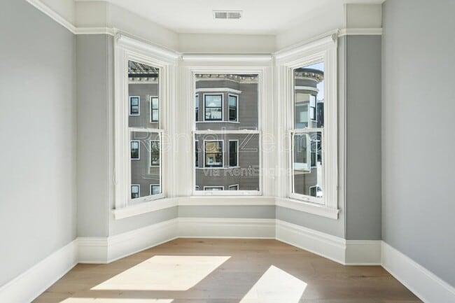 Building Photo - 1192 Pacific Ave