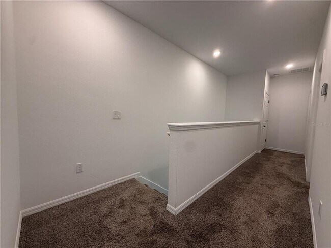 Building Photo - 15025 Willow Arbor Cir