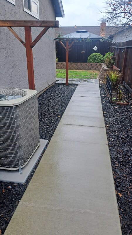 Building Photo - 712 Magnolia Ct