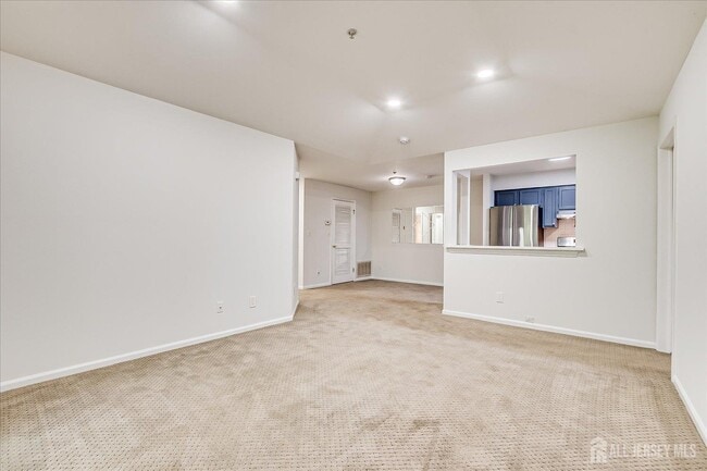 Building Photo - 936 Waterford Dr