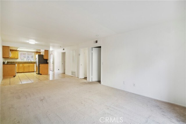 Building Photo - 1745 Los Feliz Dr